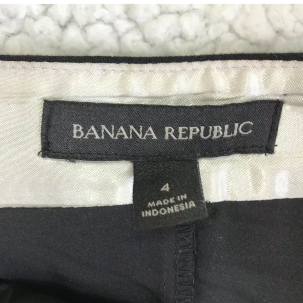 Banana Republic Front Zip Pencil Skirt - Picture 7 of 7